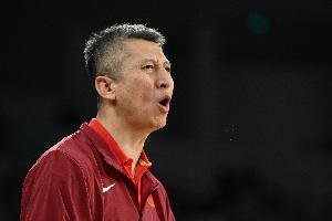 媒体人：除训练中模拟实战 男篮还模拟心率 记录反馈队员投篮成绩